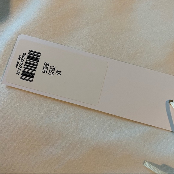 NWT - Etcetera dressy sleeveless shell, size XS - Picture 3 of 4